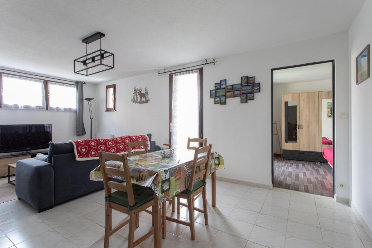 Les Arolles - Appartement Vue Sur La Montagne Saint-Leger-les-Melezes Zewnętrze zdjęcie