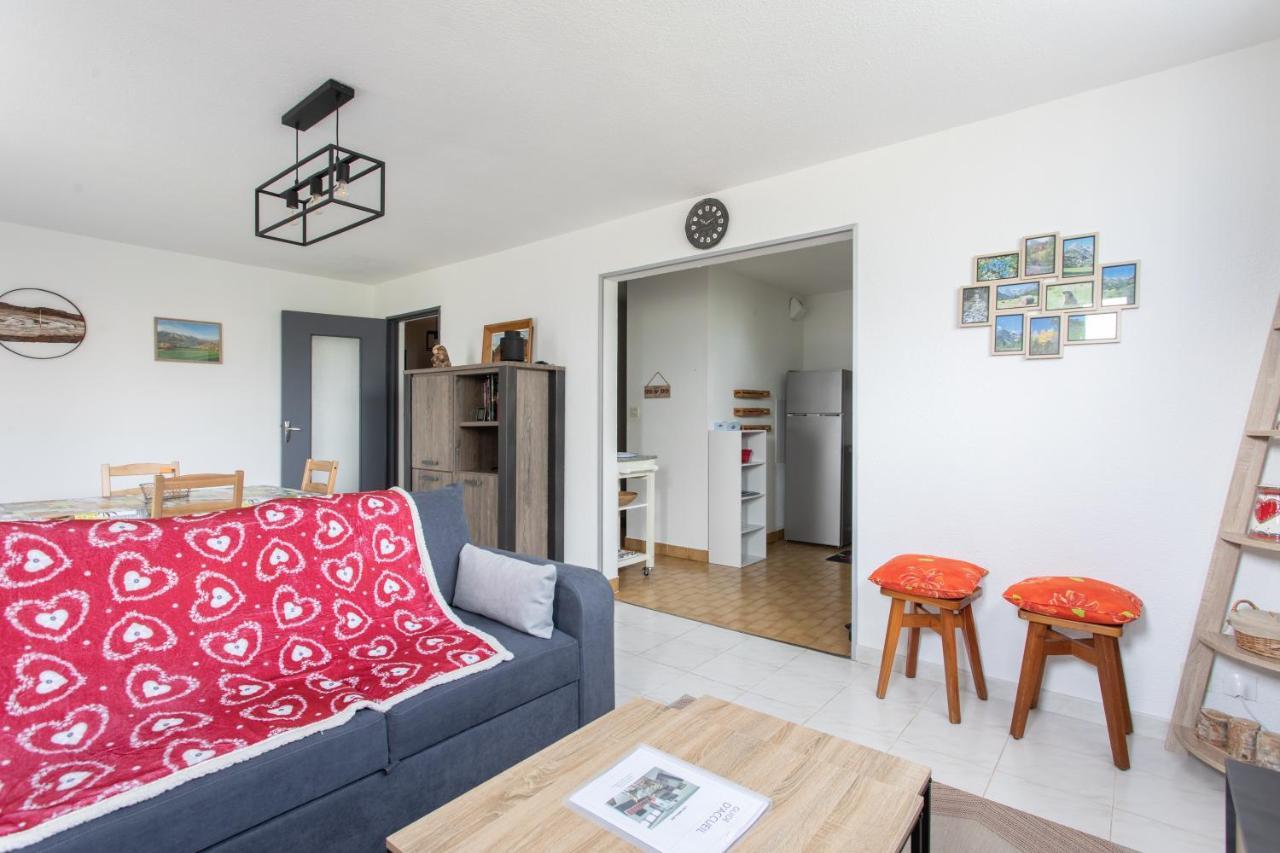 Les Arolles - Appartement Vue Sur La Montagne Saint-Leger-les-Melezes Zewnętrze zdjęcie